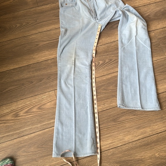 Vintage Levis' for Gals Collection, introduced in  1960s through the 70s jeans - Picture 12 of 17